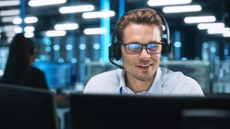 enterprise-engineer-working-AE